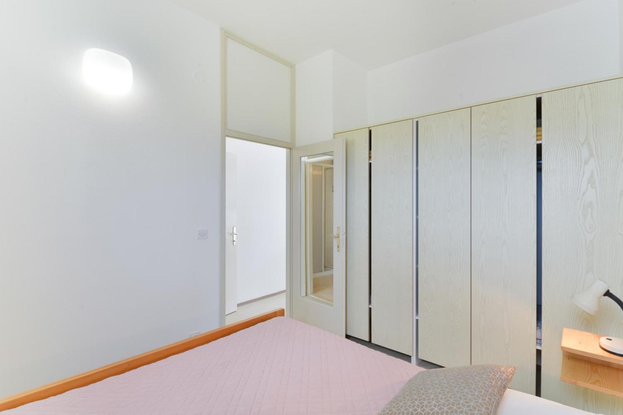 Apartments With A Parking Space Zaton, Zadar - 11130 Затон Номер фото